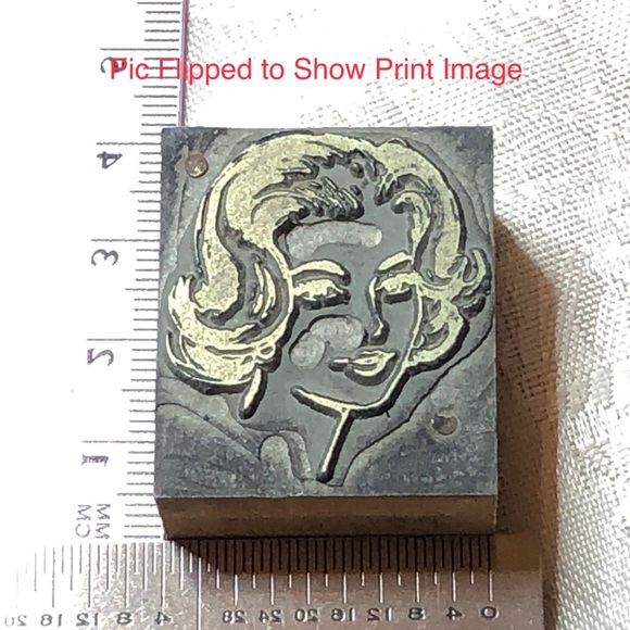 Antique Wooden Print Block Pretty Woman Head Shot Flip Hair Advertising - Picture 1 of 5